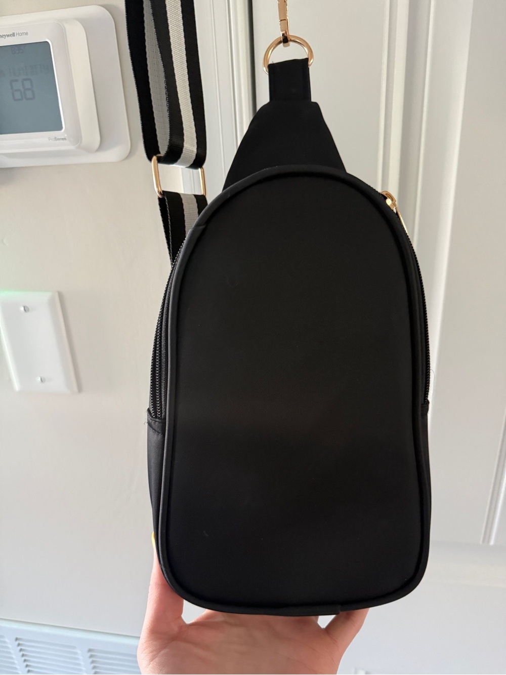 Black Sling Bag - Minimal Crossbody